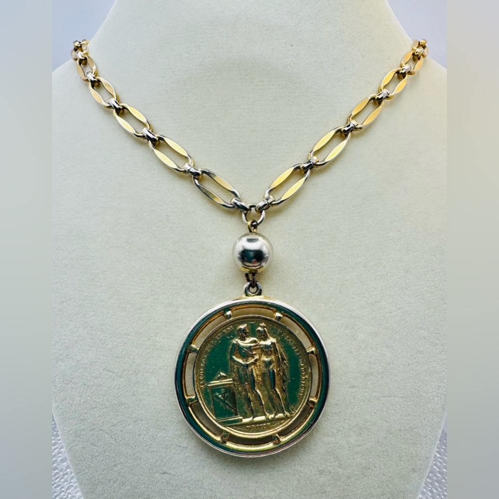 Vintage Monet Signed Goldtone Reversible Coin Pendant Chain Necklace RARE